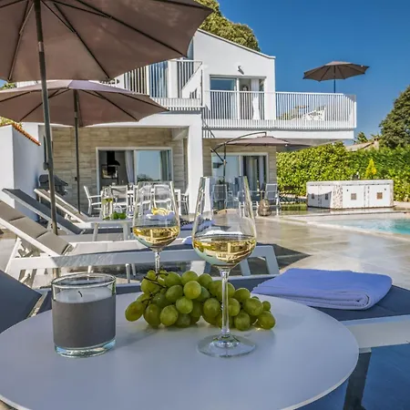 Hotel Casa Belladonna By Interhome Visnjan