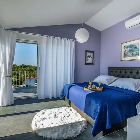 Hotel Casa Belladonna By Interhome 4*