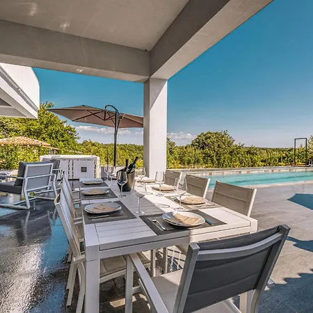 Casa Belladonna By Interhome